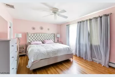 767 Kingsland Ave, Ridgefield, NJ 07657 - Photo 8
