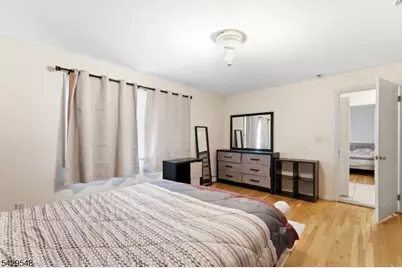 767 Kingsland Ave, Ridgefield, NJ 07657 - Photo 14