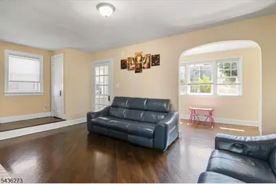 73 Forest St, North Arlington, NJ 07031 - Photo 4