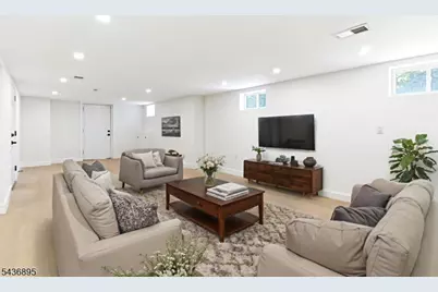 83 Sherman Ave, Newark, NJ 07114 - Photo 14