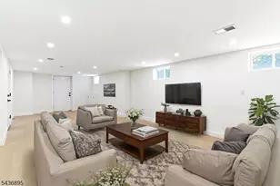 83 Sherman Ave, Newark, NJ 07114 - Photo 14