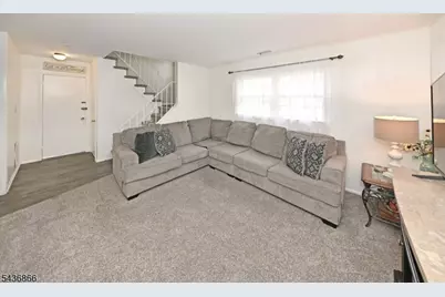 71 Clover Hill Dr, Mount Olive, NJ 07836 - Photo 12