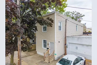 409 Ogden Pl, Perth Amboy, NJ 08861 - Photo 2