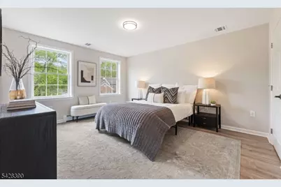 128 Big Piece Rd, Fairfield, NJ 07004 - Photo 20