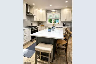 286 N Livingston Ave, Livingston, NJ 07039 - Photo 6