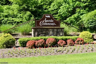 114 Wagon Wheel Rd, Sparta Township, NJ 07871 - Photo 6
