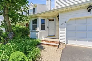 114 Wagon Wheel Rd, Sparta Township, NJ 07871 - Photo 4