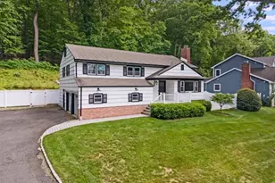 45 Molly Stark Dr, Morris Township, NJ 07960 - Photo 2