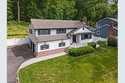 45 Molly Stark Dr, Morris Township, NJ 07960 - Photo 1