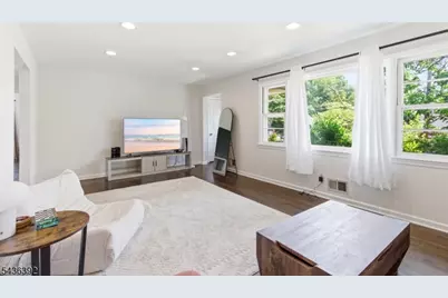 460 Jensen Ave, Rahway, NJ 07065 - Photo 6