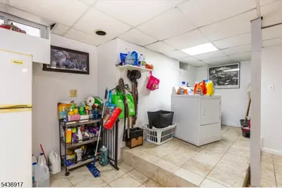200 Washington Ave, Clifton, NJ 07011 - Photo 32