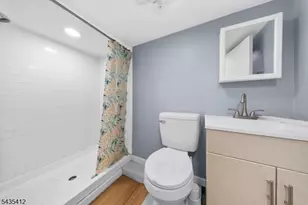 79 Delmar Pl, Irvington, NJ 07111 - Photo 32