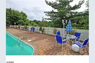 10 Crestwood St, Piscataway Township, NJ 08854 - Photo 16