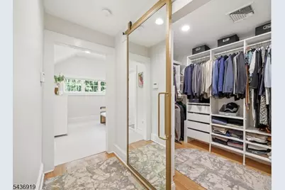 35 Sherman Pl, Morristown, NJ 07960 - Photo 24
