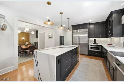35 Sherman Pl, Morristown, NJ 07960 - Photo 10