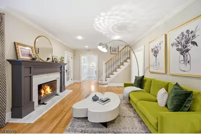 35 Sherman Pl, Morristown, NJ 07960 - Photo 6