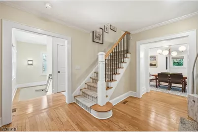 35 Sherman Pl, Morristown, NJ 07960 - Photo 4