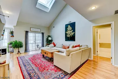 58 Pasture Ct, Roxbury Township, NJ 07852 - Photo 12