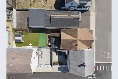 94 Manchester Ave, Paterson, NJ 07502 - Photo 36