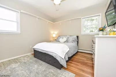 202 Lake Shore Dr, Parsippany, NJ 07034 - Photo 10