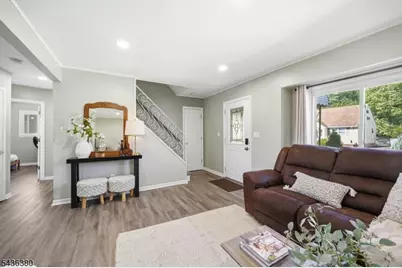 298 Fairway Ave, Belleville, NJ 07109 - Photo 2