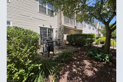 10 Parkside Ct, Wayne Twp., NJ 07470 - Photo 4