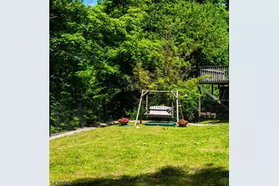 83 Hilltop Trl, Sparta Township, NJ 07871 - Photo 10