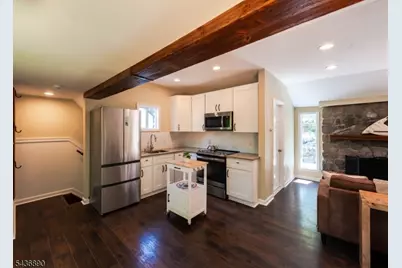 83 Hilltop Trl, Sparta Township, NJ 07871 - Photo 6
