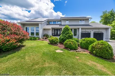 4 Campbell Dr, Hardyston Township, NJ 07419 - Photo 2