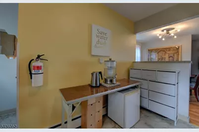 156 Little Falls Rd, Cedar Grove, NJ 07009 - Photo 10