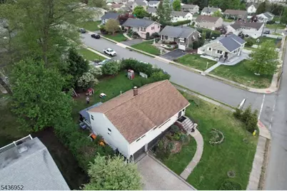 156 Little Falls Rd, Cedar Grove, NJ 07009 - Photo 24