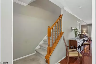 79 Chelsea Ct, Franklin Township, NJ 08823 - Photo 4