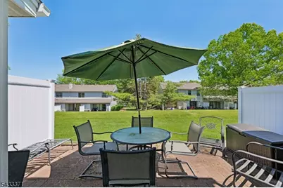 79 Chelsea Ct, Franklin Township, NJ 08823 - Photo 24
