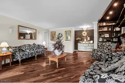 1 Claridge Dr #212, Verona, NJ 07044 - Photo 4