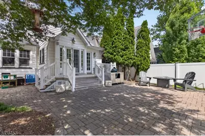 617 Lawrence Ave, Westfield, NJ 07090 - Photo 40