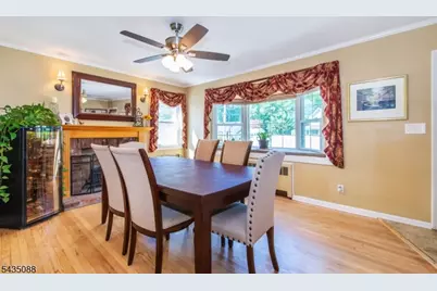 110 Overlook Ave, East Hanover Township, NJ 07936 - Photo 6