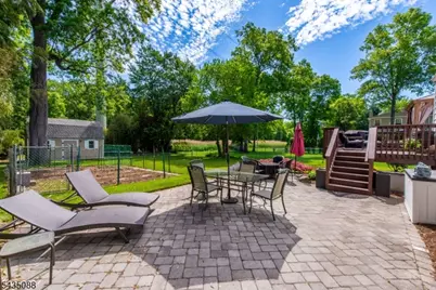 110 Overlook Ave, East Hanover Township, NJ 07936 - Photo 20