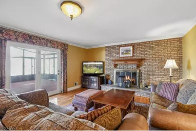 31 Branko Rd, Berkeley Heights Township, NJ 07922 - Photo 12