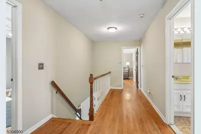 31 Branko Rd, Berkeley Heights Township, NJ 07922 - Photo 16