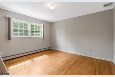 1 Linda Ln, North Plainfield, NJ 07060 - Photo 22