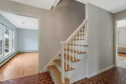 1 Linda Ln, North Plainfield, NJ 07060 - Photo 6