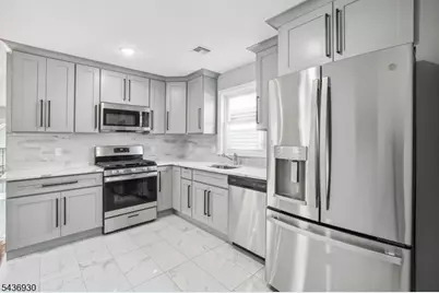 531 Livingston St, Elizabeth, NJ 07206 - Photo 16