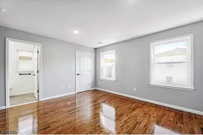 531 Livingston St, Elizabeth, NJ 07206 - Photo 10