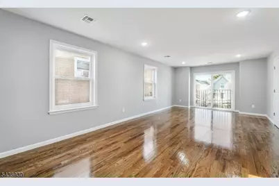 531 Livingston St, Elizabeth, NJ 07206 - Photo 4