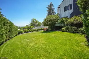 41 Crestwood Dr, Maplewood Twp., NJ 07040 - Photo 40