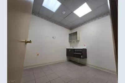 1815 Summit Ave, Union City, NJ 07087 - Photo 22