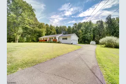18 Old Traveled Way, Roxbury Township, NJ 07852 - Photo 32