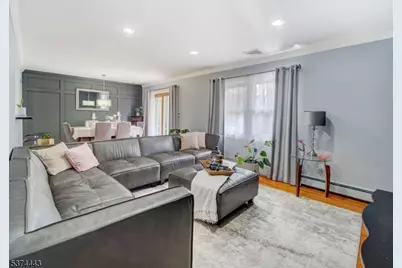 18 Old Traveled Way, Roxbury Township, NJ 07852 - Photo 4