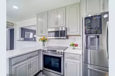 18 Old Traveled Way, Roxbury Township, NJ 07852 - Photo 16