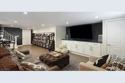 1916 Parkwood Dr, Scotch Plains Township, NJ 07076 - Photo 26